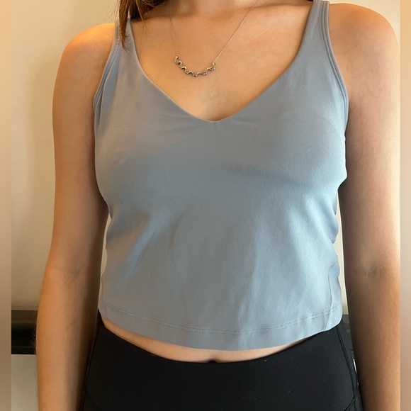 blue luluelmeon align tank top - Picture 1 of 2